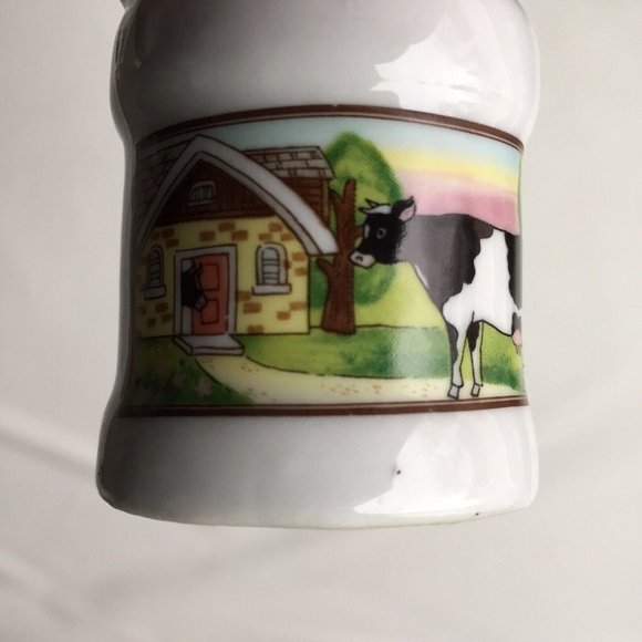 Vintage Milk Jug Salt & Pepper Shaker Set Cow Farm Pictorial Art Country Cottage - Picture 9 of 12
